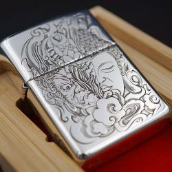 Bật Lửa Zippo Bạc Nguyên Khối Cao Cấp Khắc Đức Phật Và Quỷ Bản Armor - Mã SP: ZPC2810-A