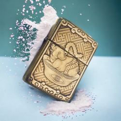 BẬT LỬA ZIPPO BẢN ĐỒNG TRƠN KHẮC HÌNH 3D TUỔI LỢN SIÊU SẮC NÉT