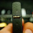 Bật Lửa Zippo Phiên Bản Màu Đen Nứt Khăc Hoa Văn